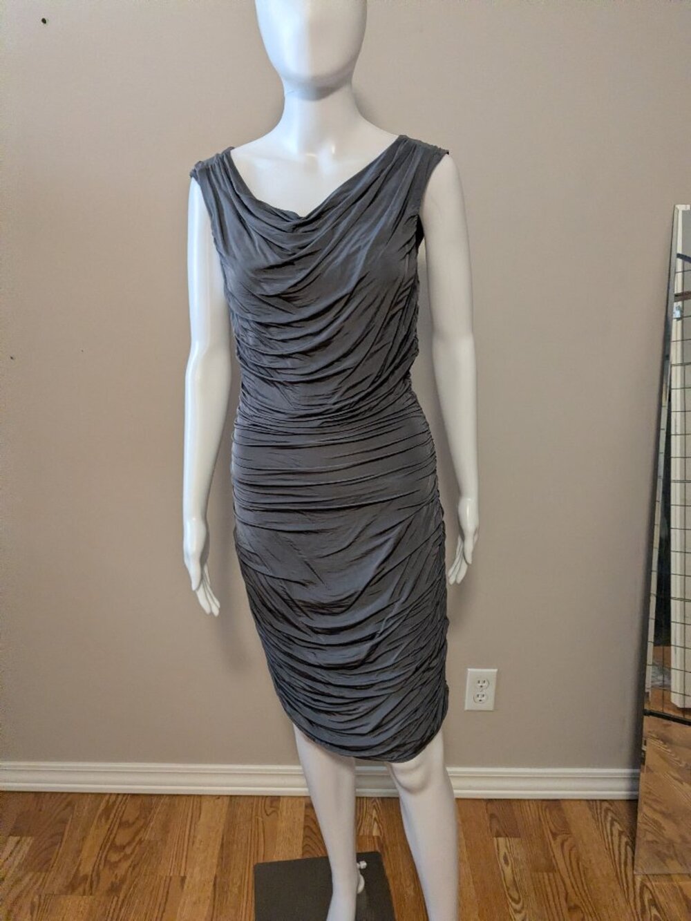 H&M Gray Ruched Bodycon Dress – Size 12